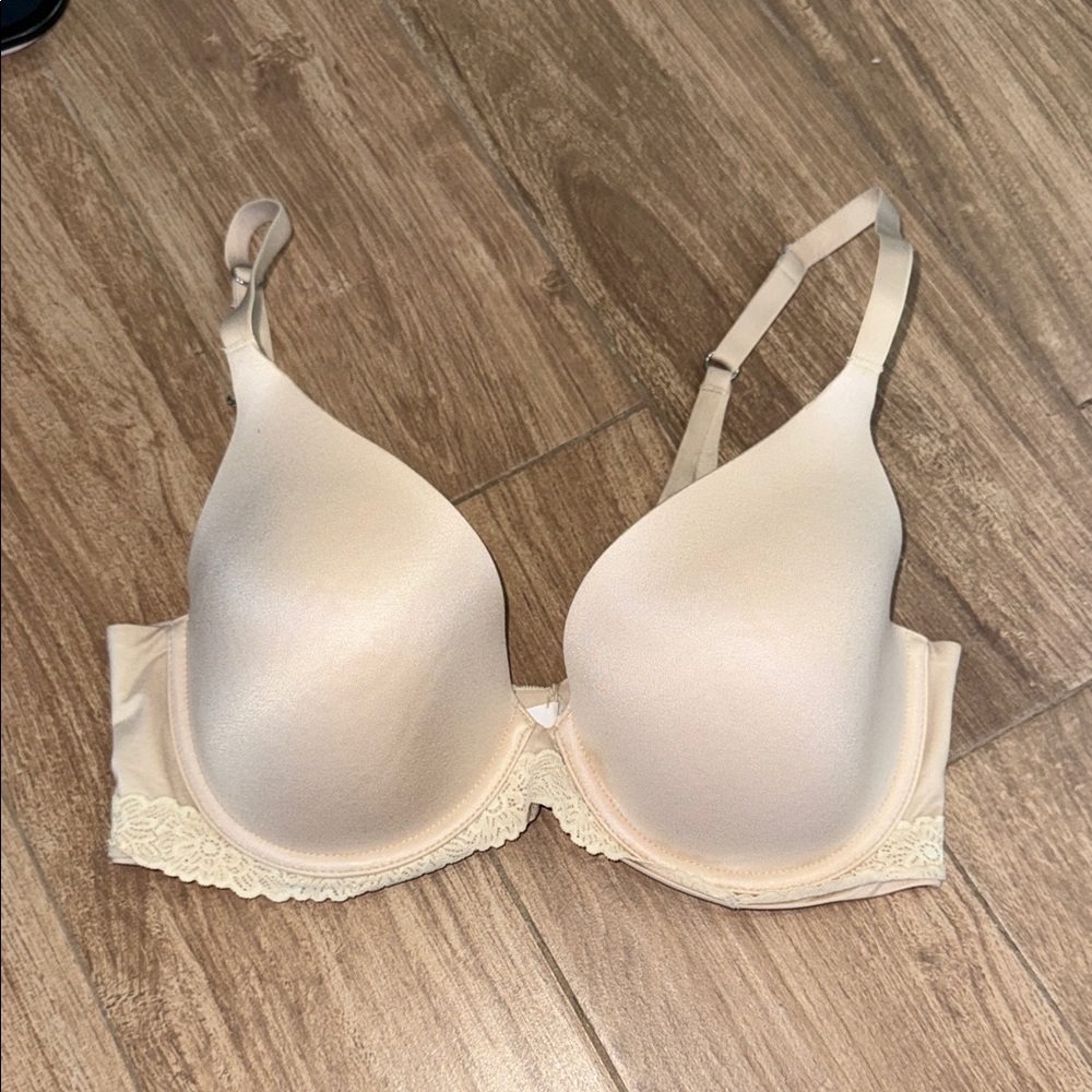 Aerie Cream Lace Accent Bra